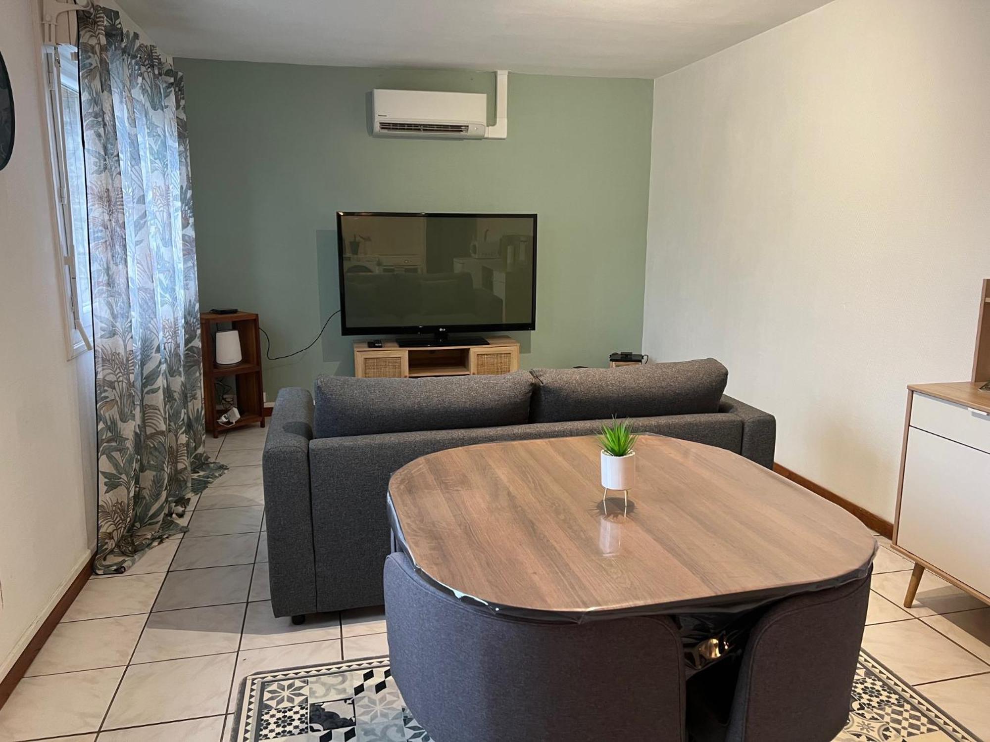 Appartement T2 Cosy 圣埃卢瓦－莱米讷 外观 照片